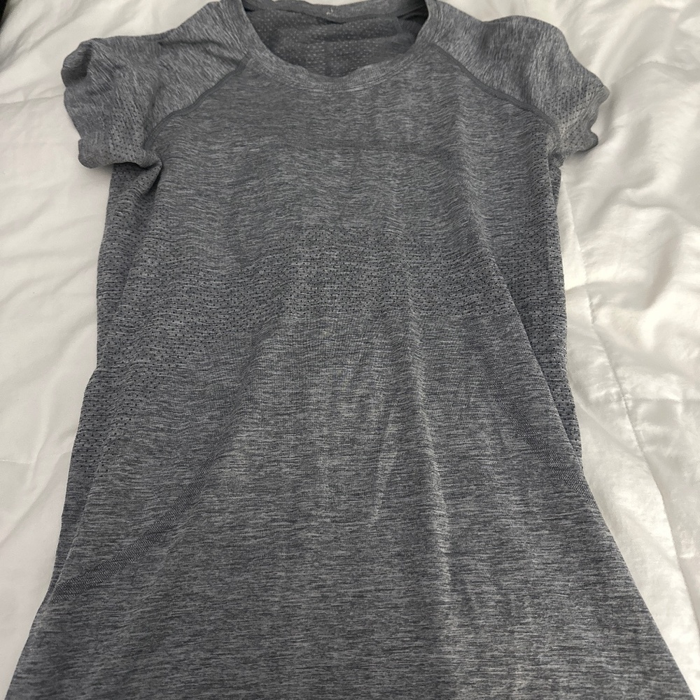 Lululemon swiftly tech